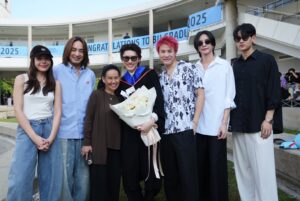 บัณฑิตป้ายแดง “ท๊อปเทน ศุภกรณ์ ” ภูมิใจ คว้าปริญญาตรีคณะนิเทศศาสตร์ จากมหาวิทยาลัยกรุงเทพ ได้สำเร็จ