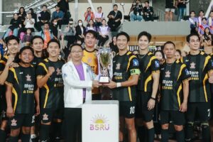 “เกรท-ไมค์-กอล์ฟ-ลีซอ” นำทัพดารา “STAR RIDER FC” ดวลแข้งเจ้าถิ่น “BANSOMDEJ FC” สร้างรอยยิ้มและความประทับใจส่งท้ายงาน “บ้านสมเด็จเฟสติวัล 2”
