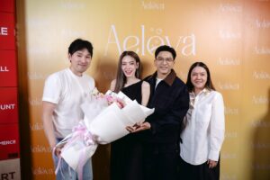 “เอ๋ – พรทิพย์” ควง “ป๋อ – ณัฐวุฒิ” คัมแบ็กแบรนด์สุขภาพ เปิดตัว Aelova Lava Plus สูตรใหม่ วิตามินเม็ดฟู่ ทางเลือกดูแลสุขภาพในชีวิตประจำวัน