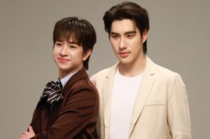 “ปีเตอร์แพน-ฟลุ้ค” ปลื้มกระแสแรง! หลังเปิดตัวเสริมทัพซีรีส์ “ที่สามของเธอ” เผยเบื้องหลังเตรียมตัวเข้มสวมบท “คุณสิบ-ปีใหม่” มัดใจแฟนนิยาย