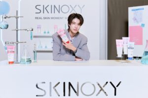SKINOXY  เปิดตัว “ภูวินทร์” นั่งแท่นพรีเซนเตอร์ผิวใสคนแรก ในงาน “Real Skin Moment with PHUWIN x SKINOXY” แฟนคลับแห่ซัพพอร์ตแน่น