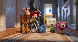 Disney and Pixar’s Toy Story 5 ทอยสตอรี่ 5” ปล่อยโปสเตอร์ใหม่ พร้อมเปิดรอบพิเศษ! ดูก่อนใคร วันพุธที่ 17 มิถุนายน 2569 รอบ 17:00 น. เป็นต้นไป ก่อนยกแก๊งของเล่นบุกโรงภาพยนตร์ทั่วประเทศ 18 มิถุนายนนี้